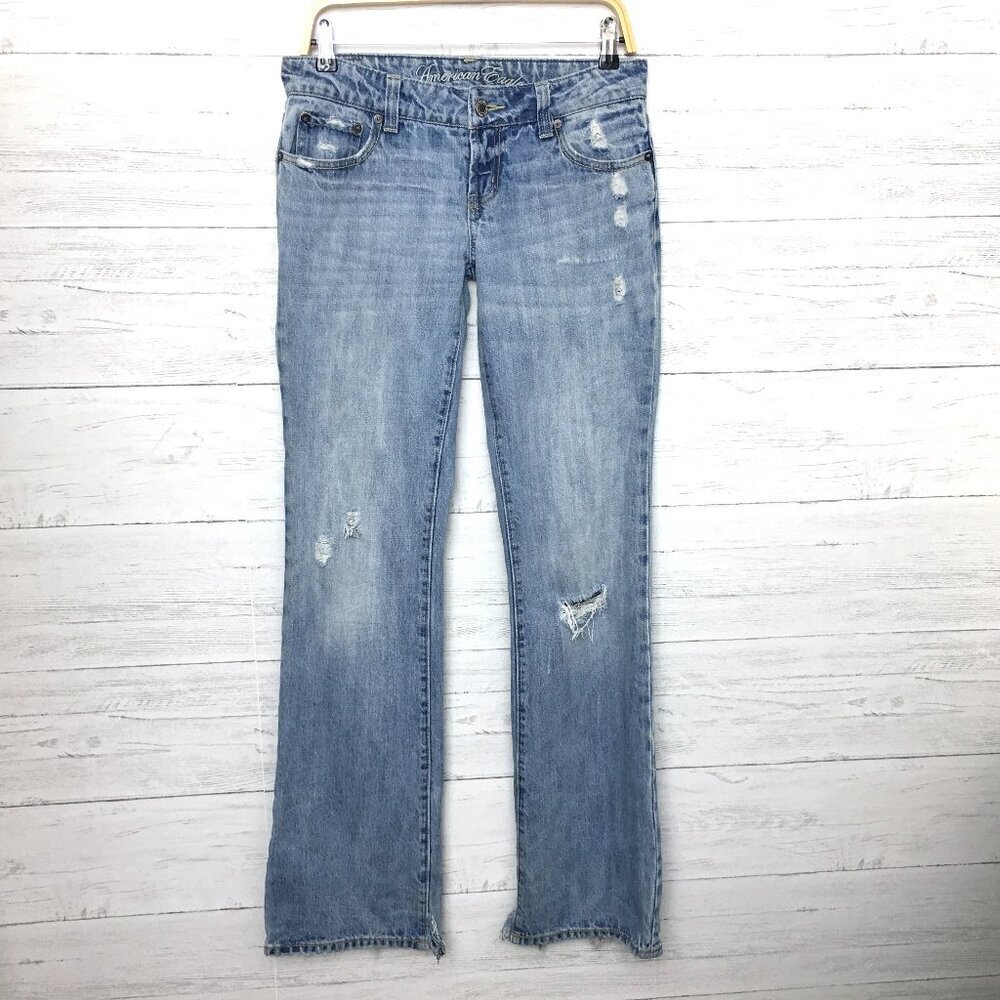 American Eagle Flare Leg Favorite Boyfriend Jeans Distressed Light Wash size 6XL
